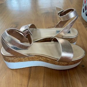 steve madden platform sandals